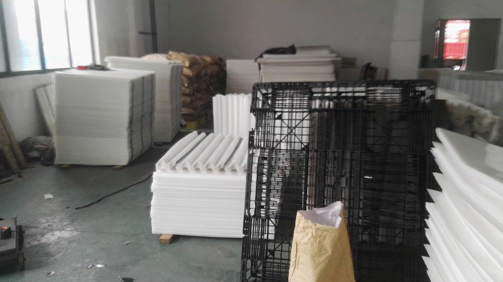 六角蜂窩<a href='http://www.zgysshy.com/jstl/60.html' target='_blank'><u>斜管填料生產廠家</u></a>